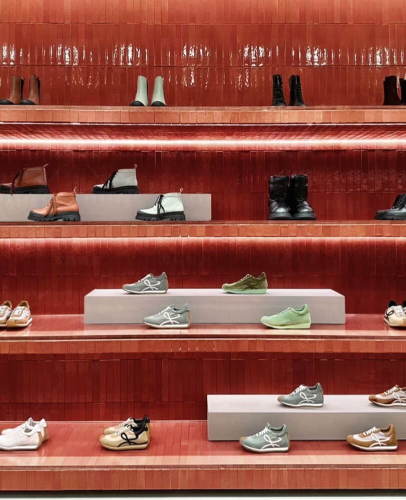 โมเสค TIMELESS TILES รุ่น PAINTIO 31 X 21.4 ซม. สีแดง ผิวเงา